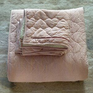 UGG Damietta Reversible Full/Queen Duvet Cover and Shams Pink Hearts 36”x45"